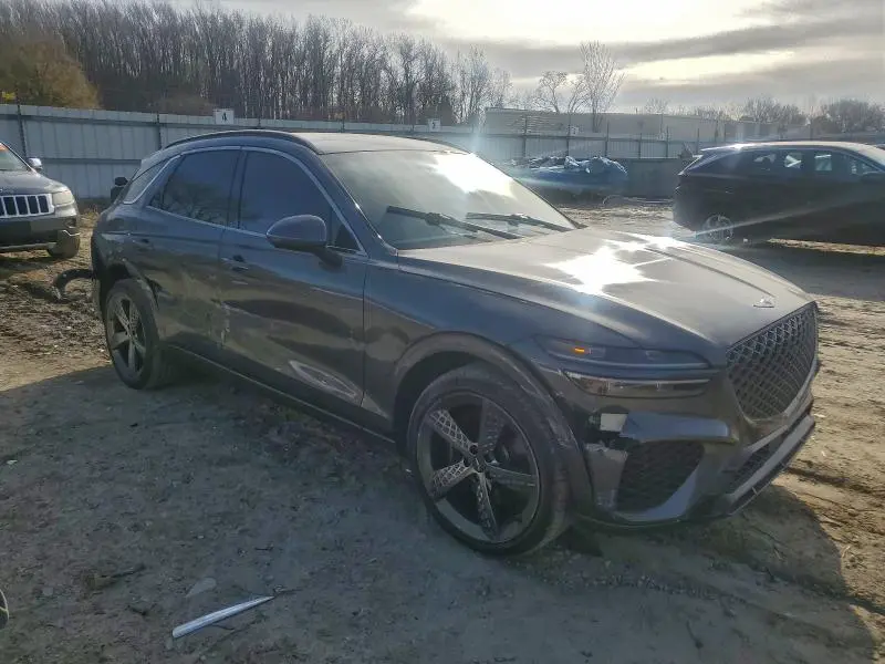 2022 GENESIS GV70 BASE  