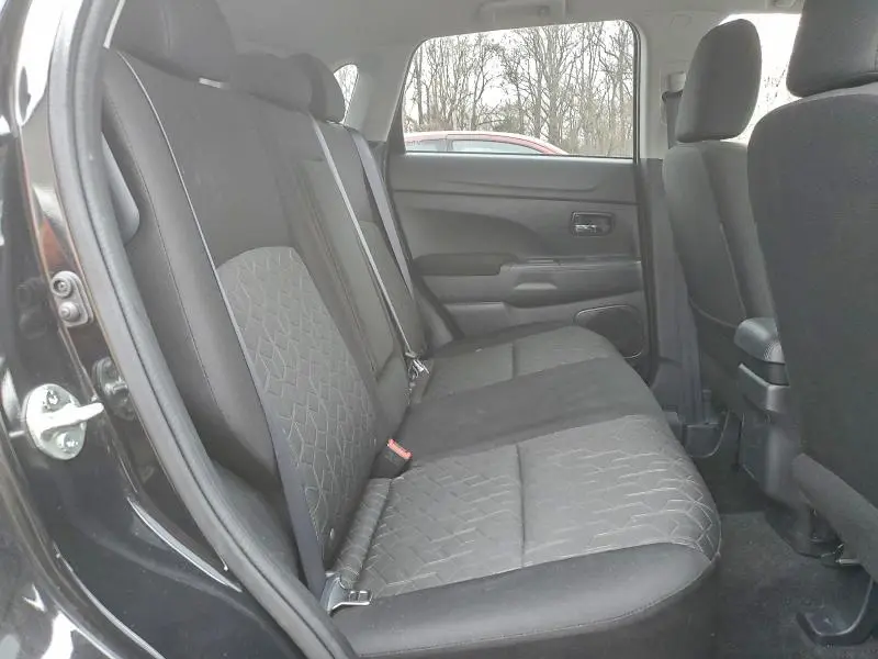 2022 MITSUBISHI OUTLANDER SPORT ES  