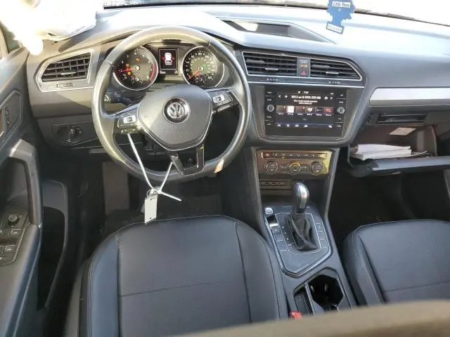 2020 VOLKSWAGEN TIGUAN SE  