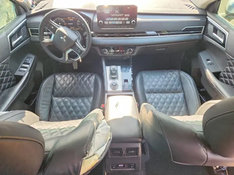 2023 MITSUBISHI OUTLANDER SEL  