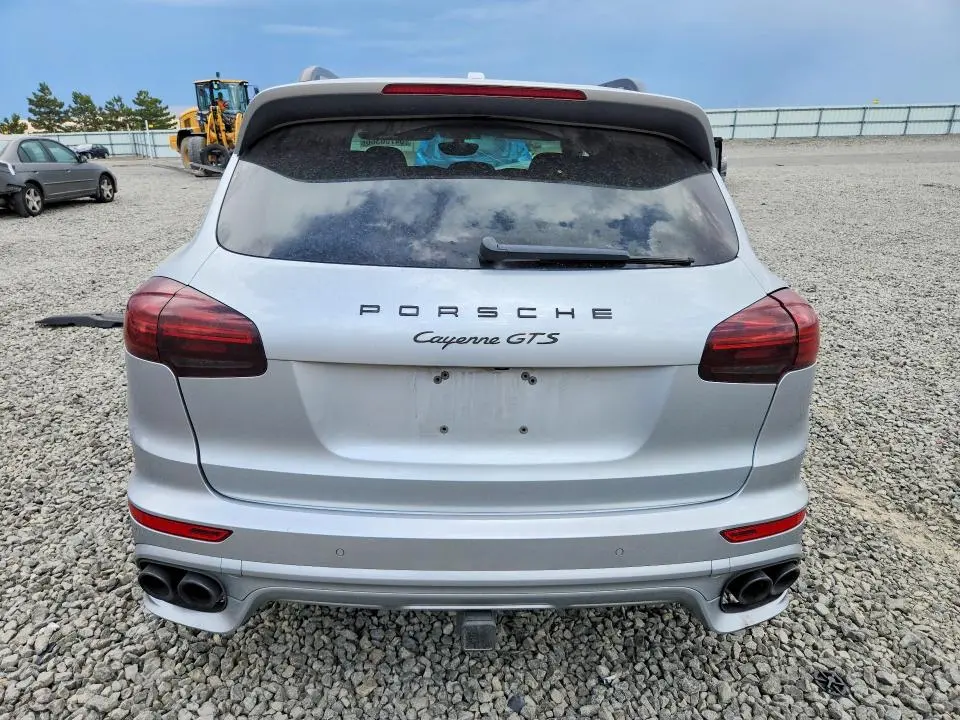 2016 PORSCHE CAYENNE GTS  