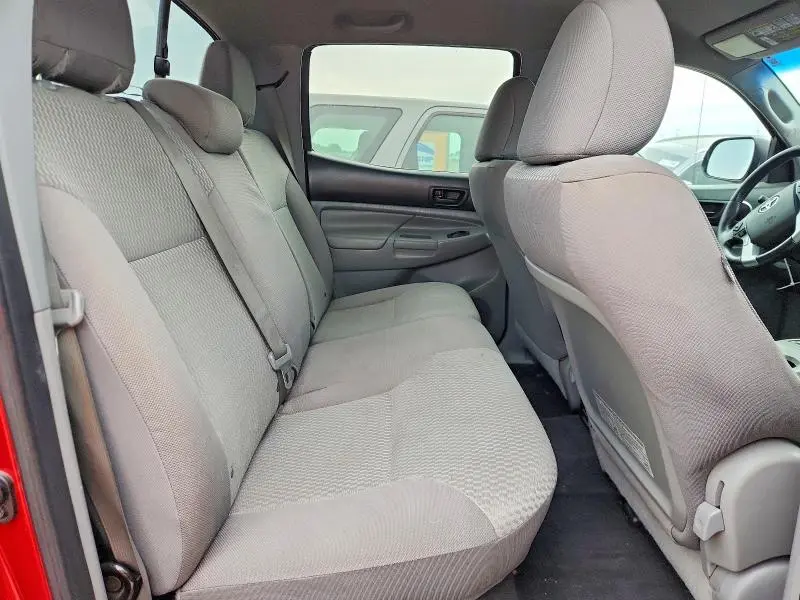 2015 TOYOTA TACOMA V6  