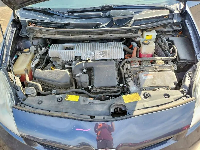 2012 TOYOTA PRIUS TWO  