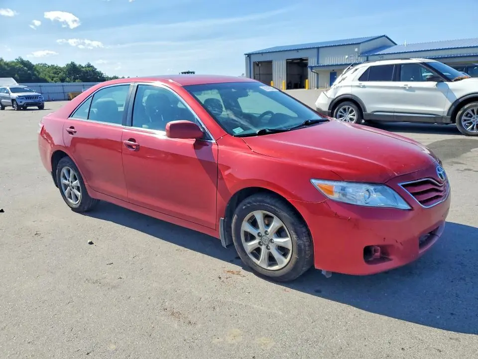 2011 TOYOTA CAMRY LE  