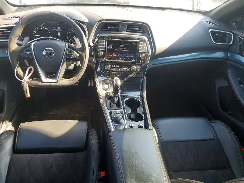 2021 NISSAN MAXIMA SR  