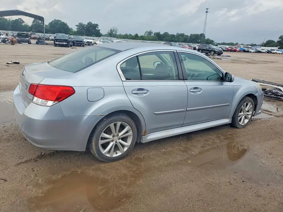 2013 SUBARU LEGACY 2.5I PREMIUM  