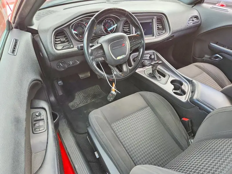2019 DODGE CHALLENGER SXT  