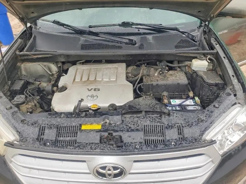 2011 TOYOTA HIGHLANDER LIMITED  