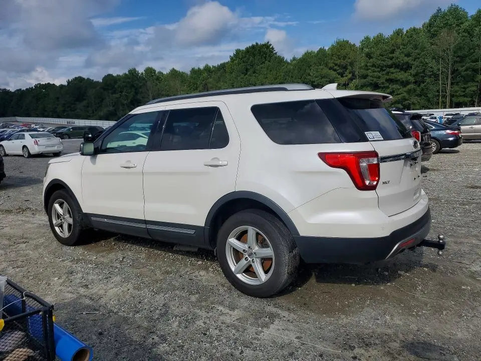 2017 FORD EXPLORER XLT  