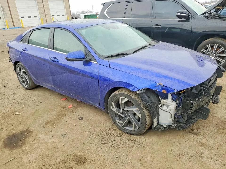 2025 HYUNDAI ELANTRA LIMITED  