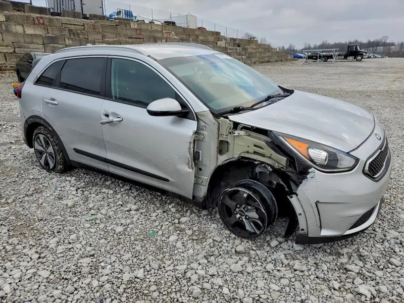 2018 KIA NIRO FE  