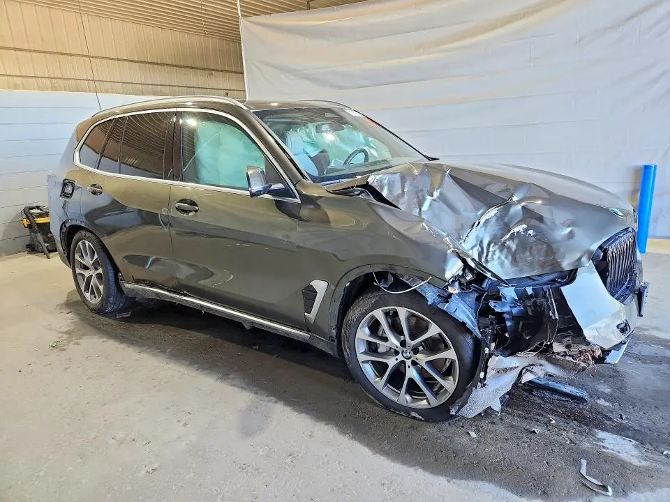 2024 BMW X5 XDRIVE40I  