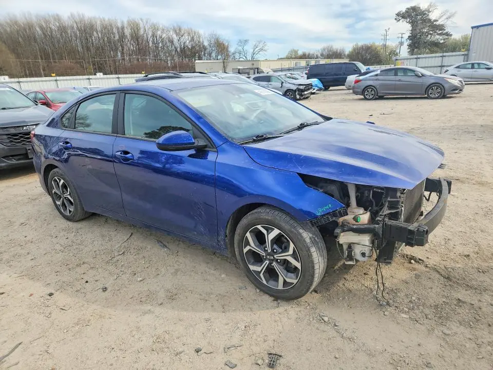 2020 KIA FORTE LXS  