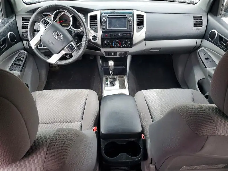 2013 TOYOTA TACOMA V6  