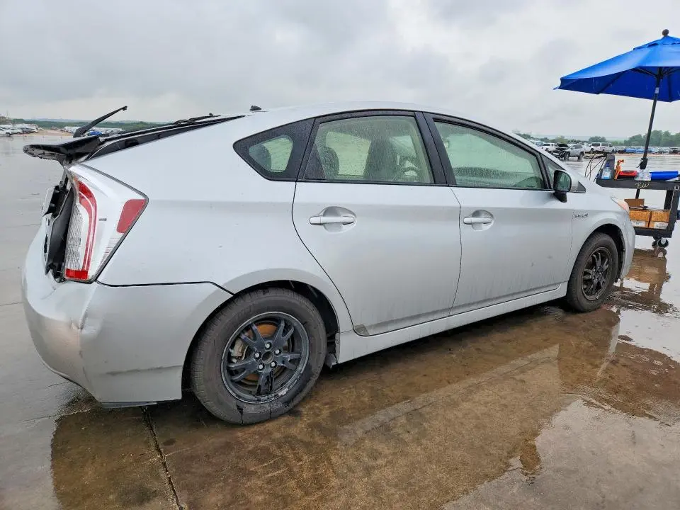 2013 TOYOTA PRIUS   