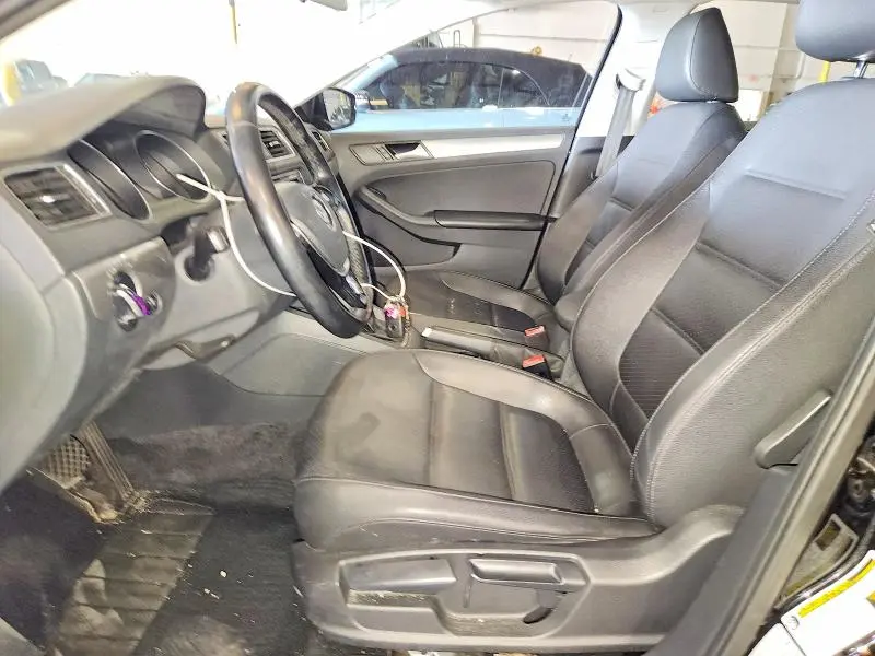 2018 VOLKSWAGEN JETTA SE  