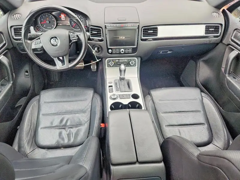 2017 VOLKSWAGEN TOUAREG WOLFSBURG  