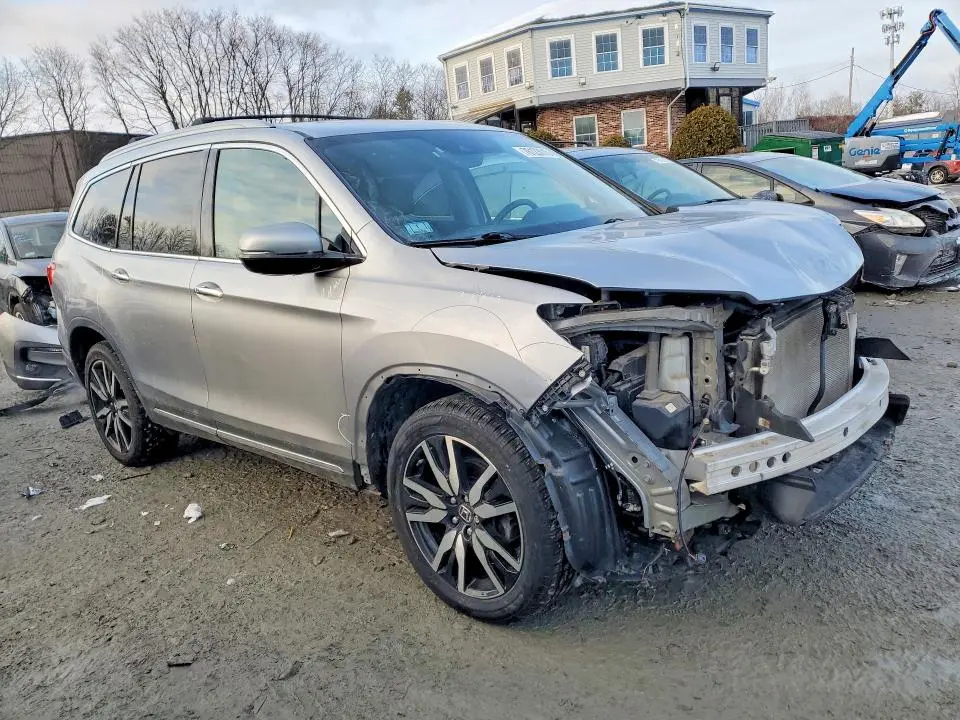 2019 HONDA PILOT TOURING  
