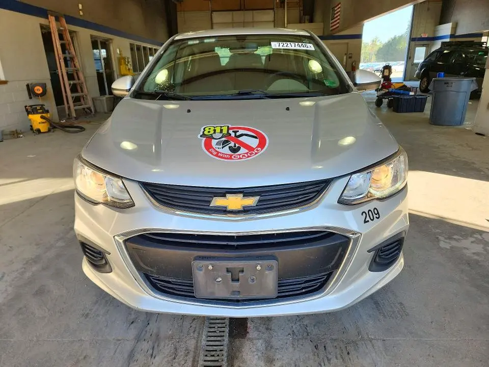 2020 CHEVROLET SONIC LT  