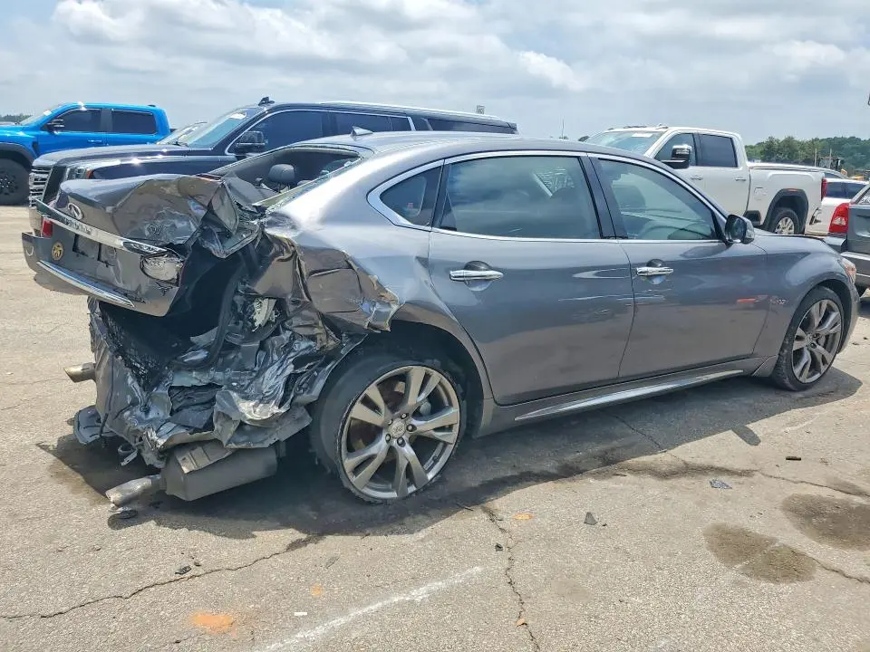2019 INFINITI Q70L 3.7 LUXE  