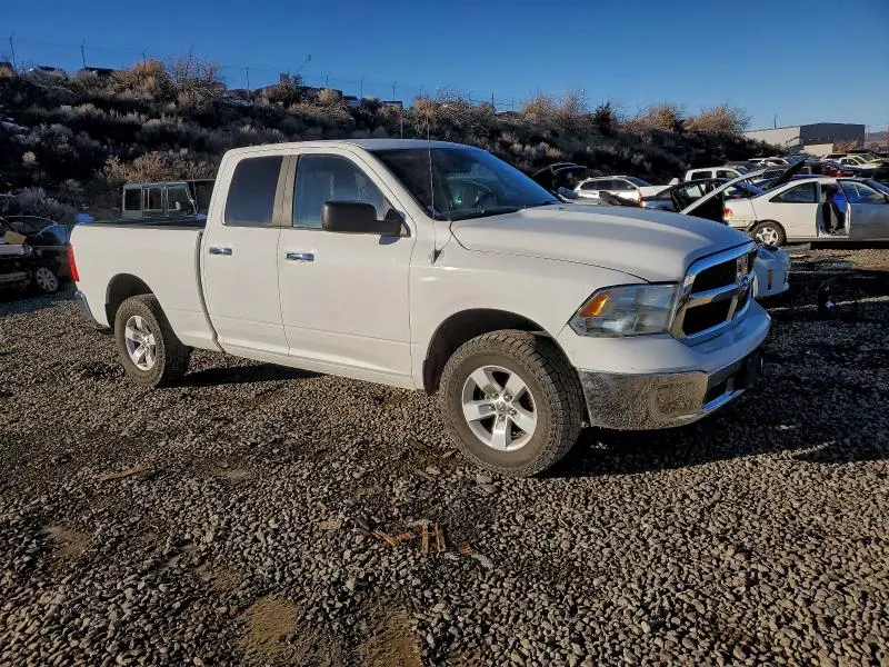 2014 RAM 1500 SLT  