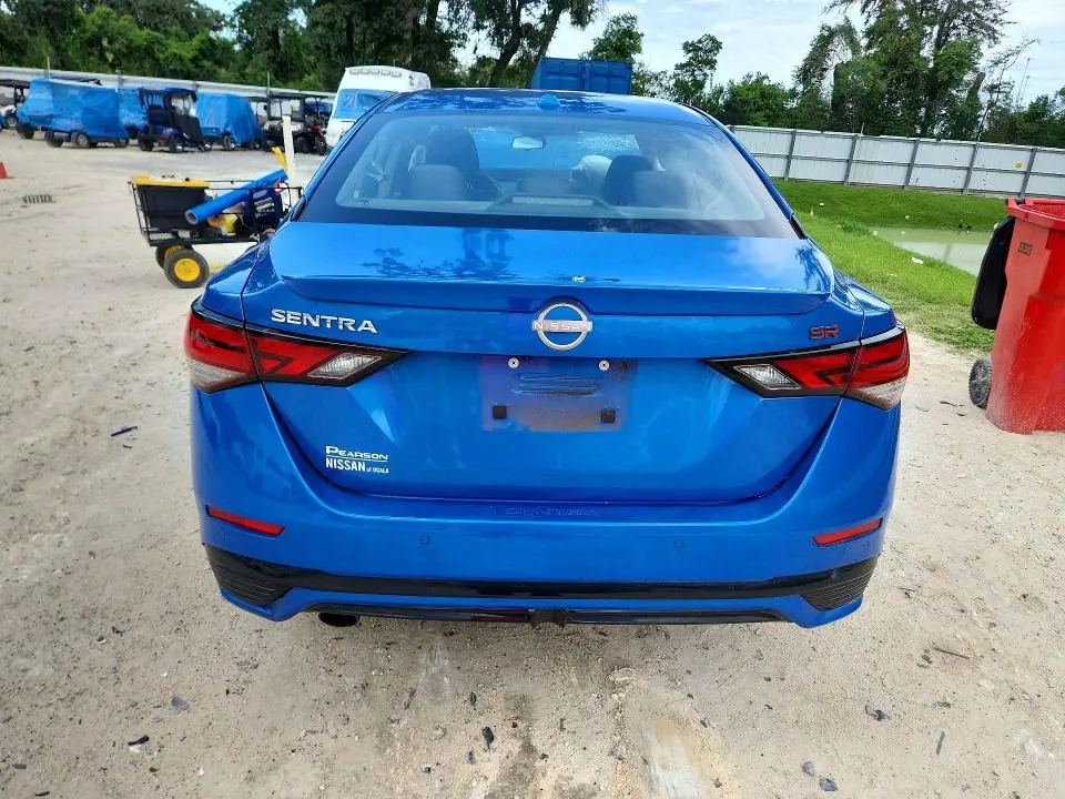 2024 NISSAN SENTRA SR  