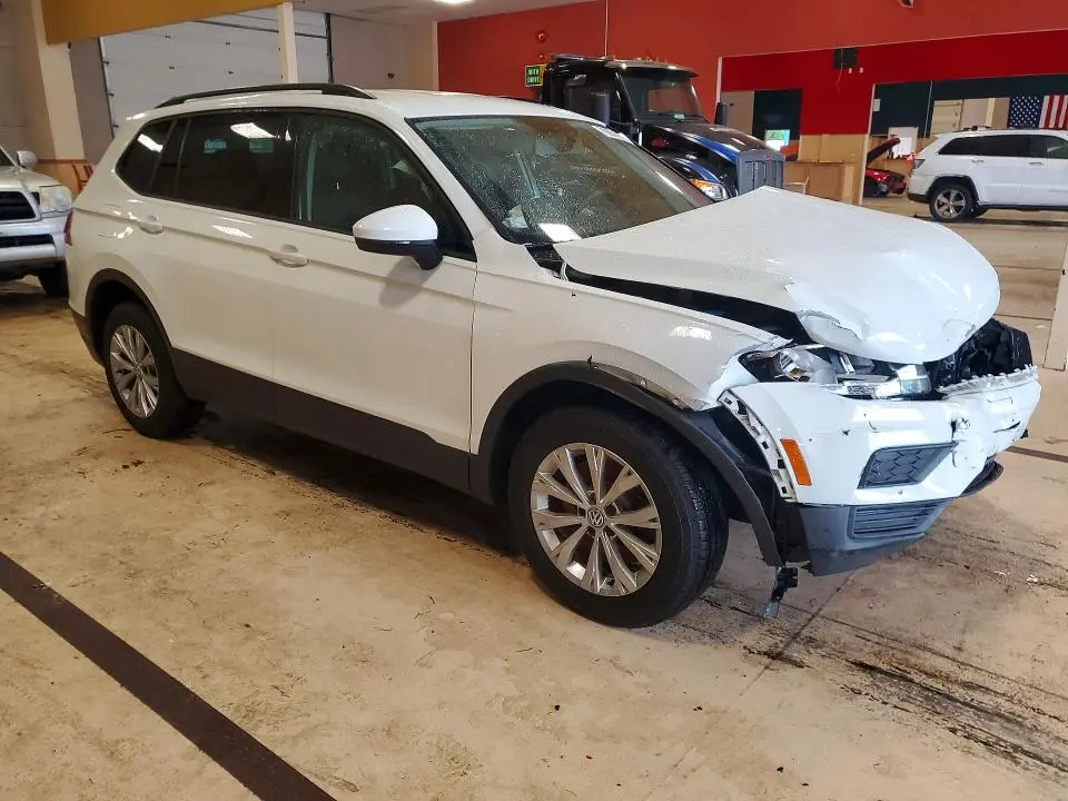 2018 VOLKSWAGEN TIGUAN S  