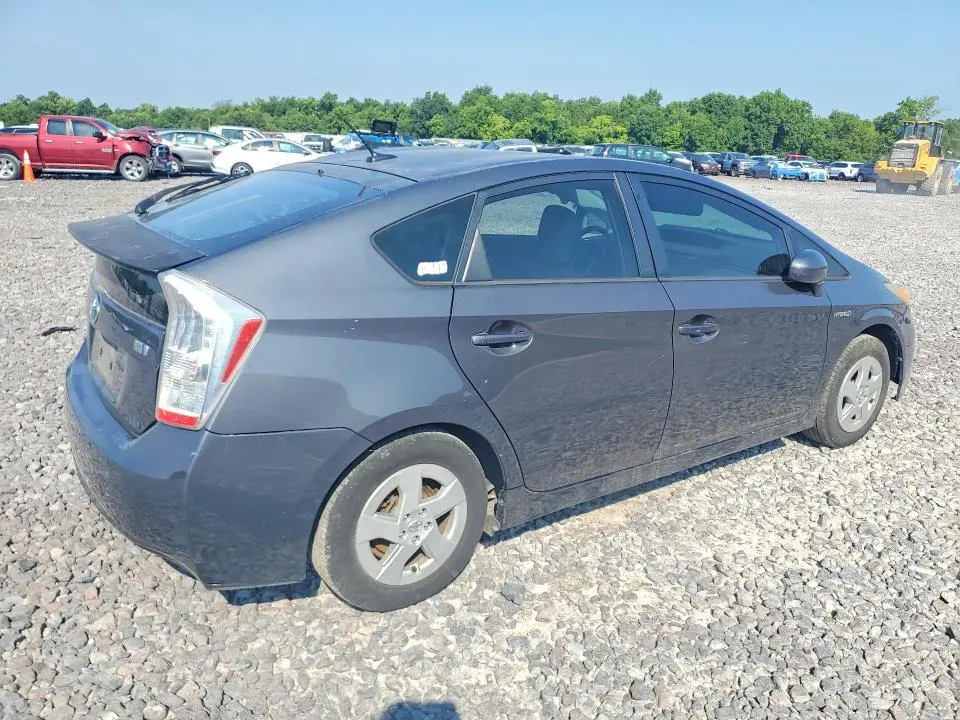 2011 TOYOTA PRIUS FOUR  