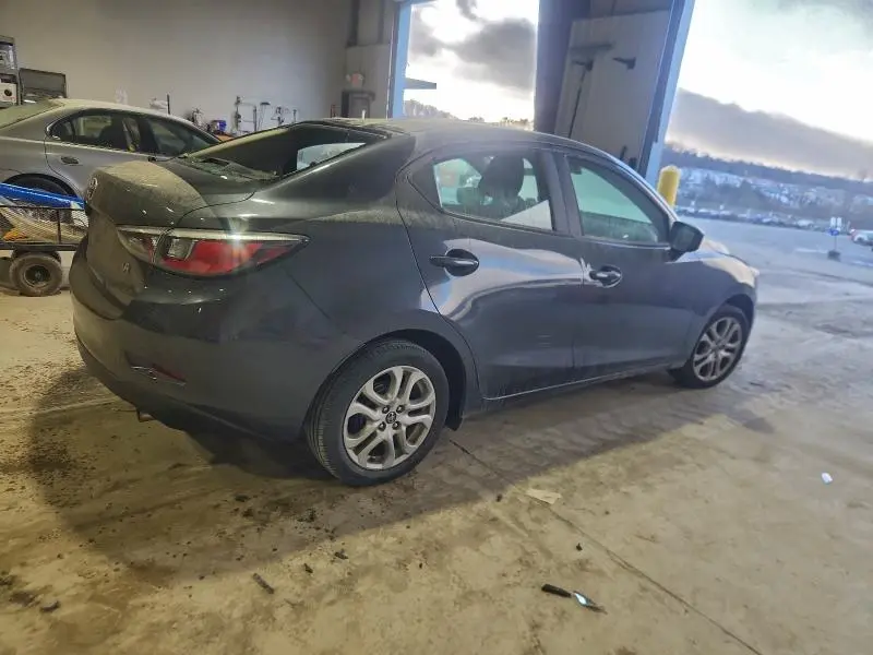 2017 TOYOTA YARIS IA   