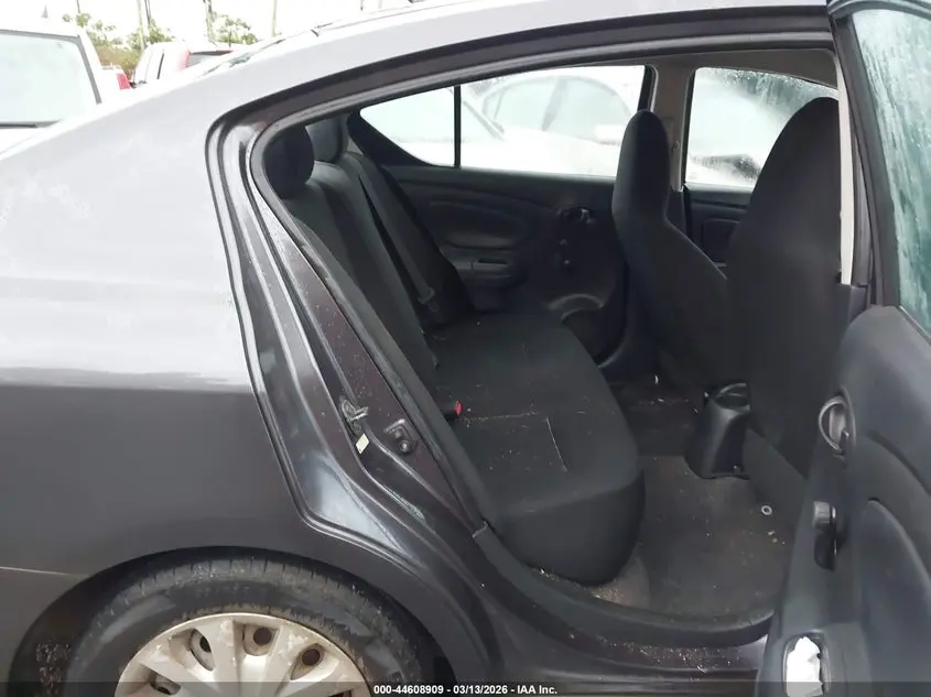 2015 NISSAN VERSA 1.6 S
