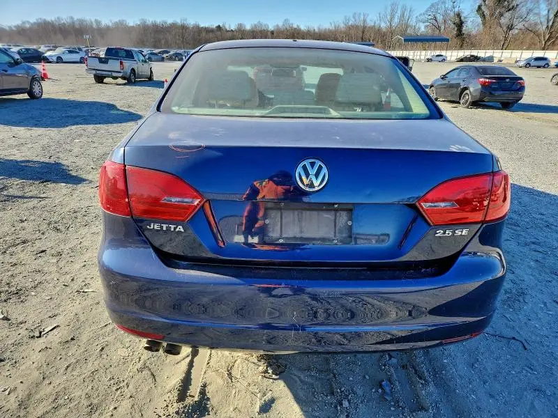 2012 VOLKSWAGEN JETTA SE  