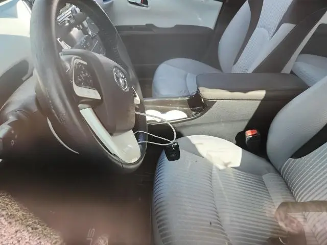 2016 TOYOTA PRIUS THREE  