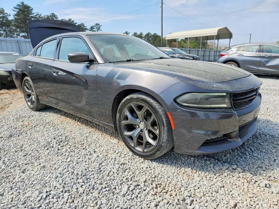 2016 DODGE CHARGER SXT  