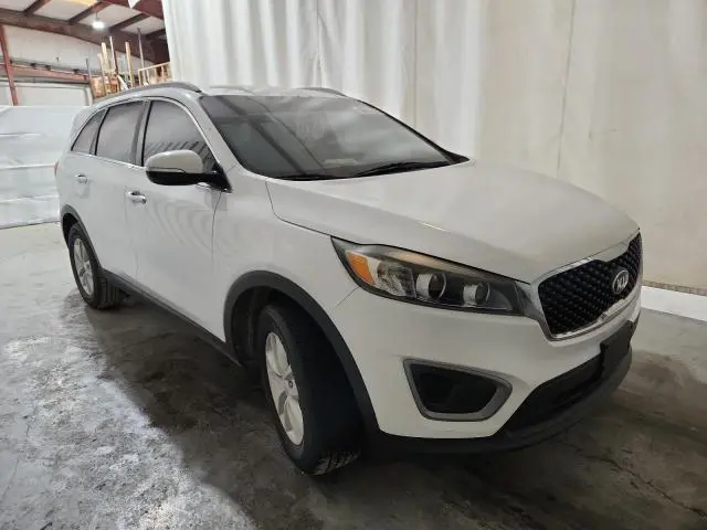 2017 KIA SORENTO LX  