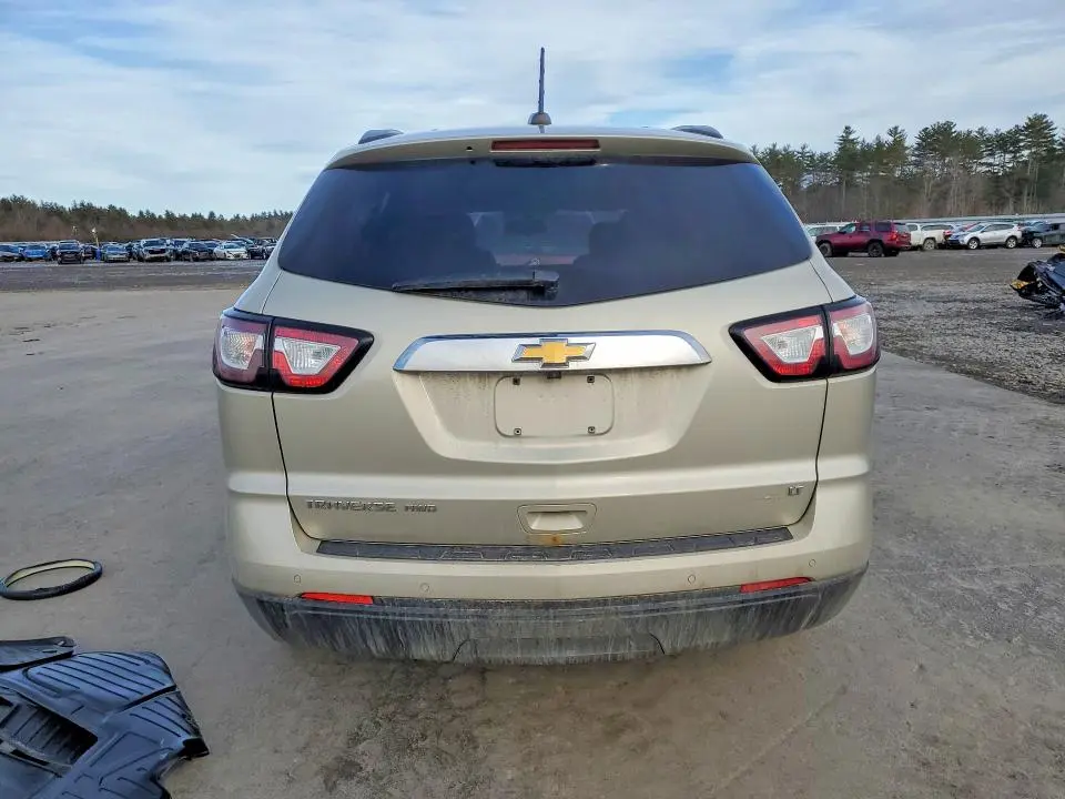 2017 CHEVROLET TRAVERSE LT  