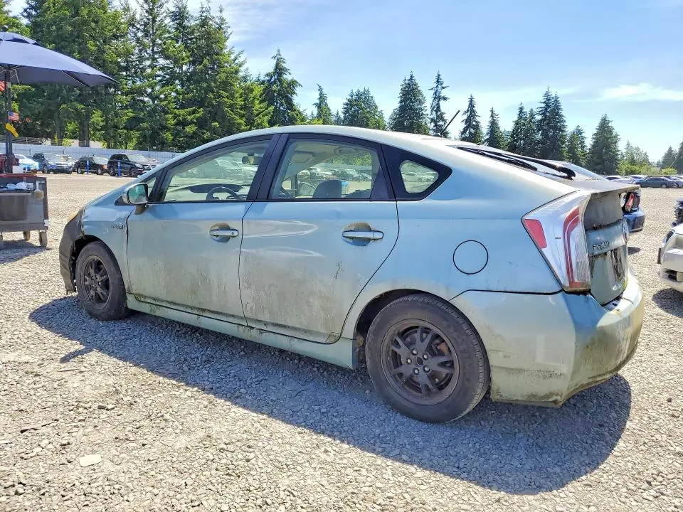 2013 TOYOTA PRIUS TWO  