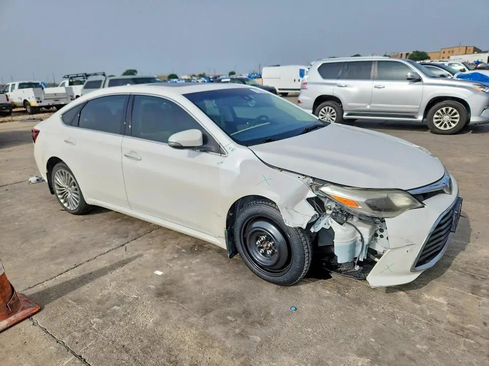 2017 TOYOTA AVALON LIMITED  
