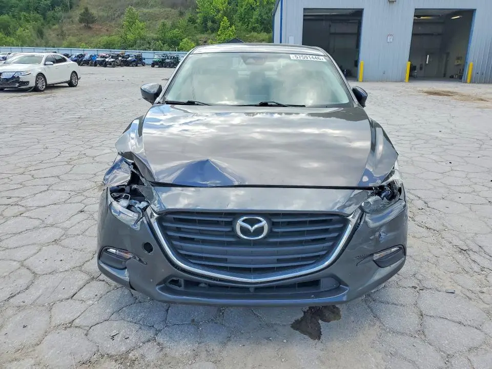2018 MAZDA 3 TOURING  