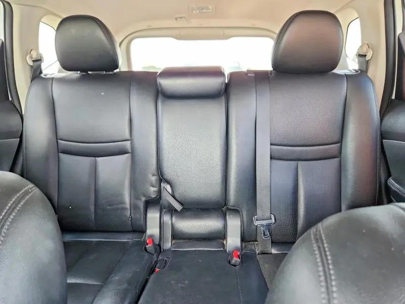 2017 NISSAN ROGUE SL  