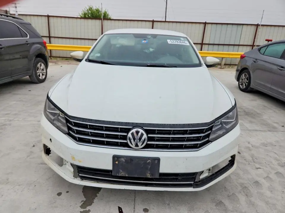 2017 VOLKSWAGEN PASSAT S  