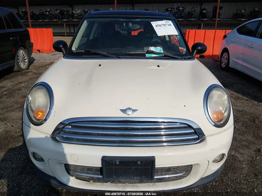 2011 MINI COOPER CLUBMAN  