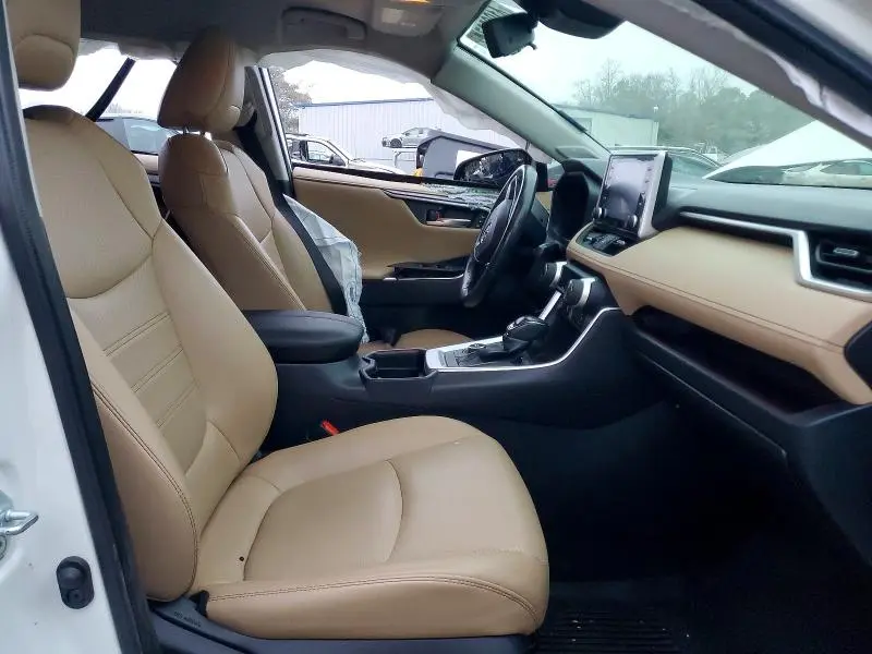 2020 TOYOTA RAV4 LIMITED  