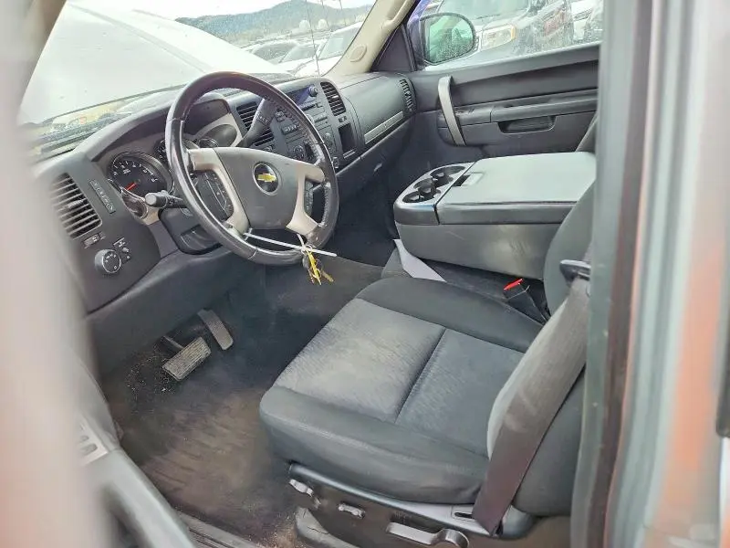 2011 CHEVROLET SILVERADO K1500 LT  