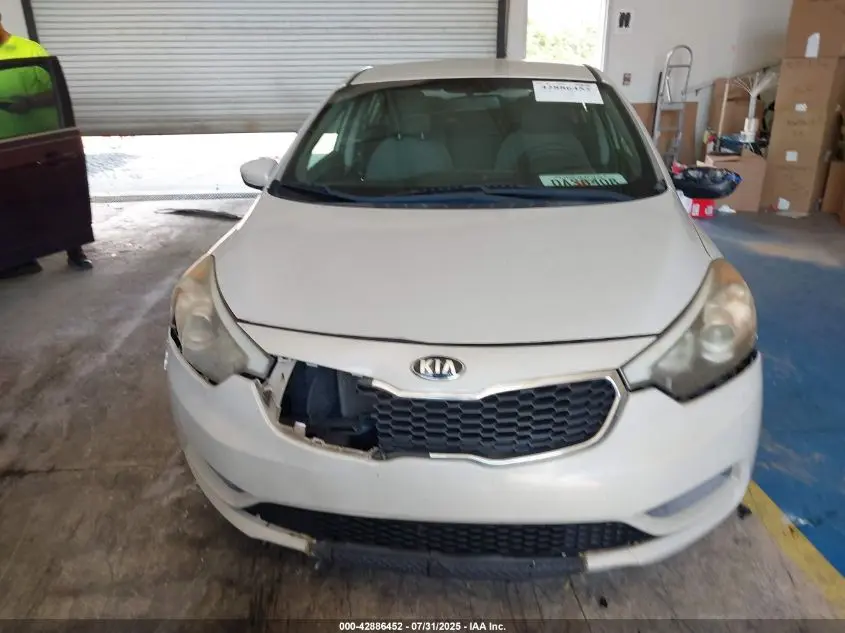 2015 KIA FORTE LX