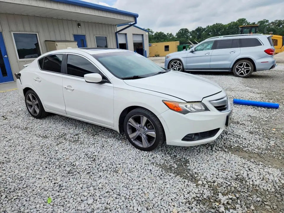 2013 ACURA ILX 20 TECH  