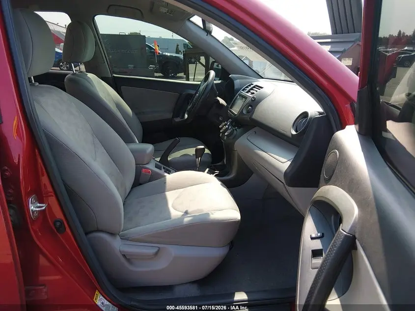 2011 TOYOTA RAV4  
