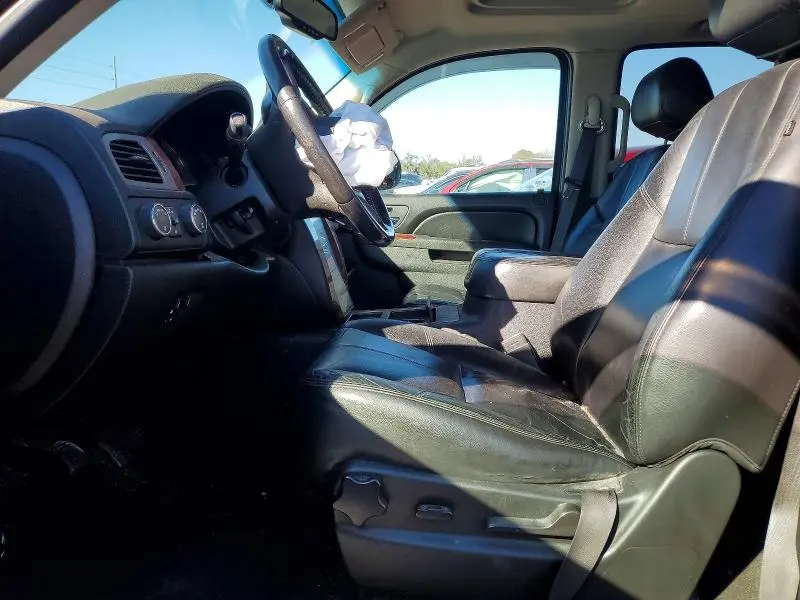 2011 CHEVROLET TAHOE K1500 LT  