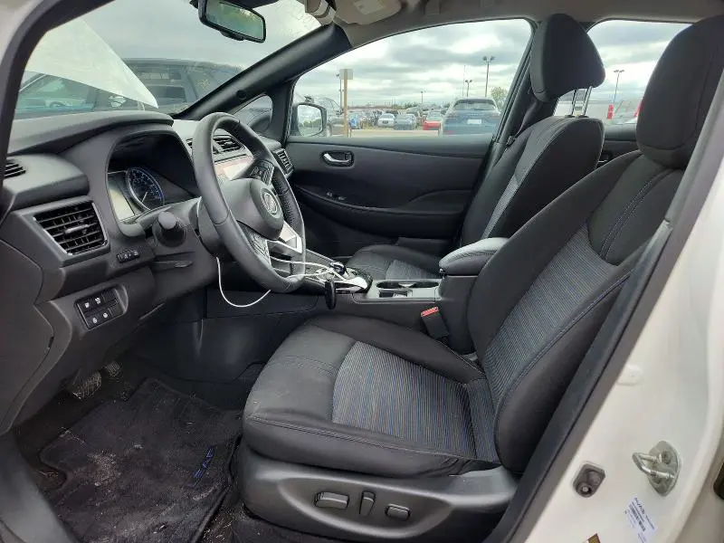 2023 NISSAN LEAF SV PLUS  