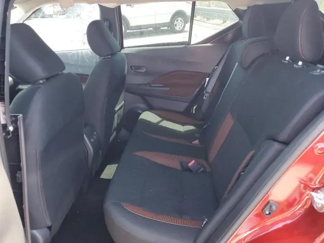 2024 NISSAN KICKS SR  