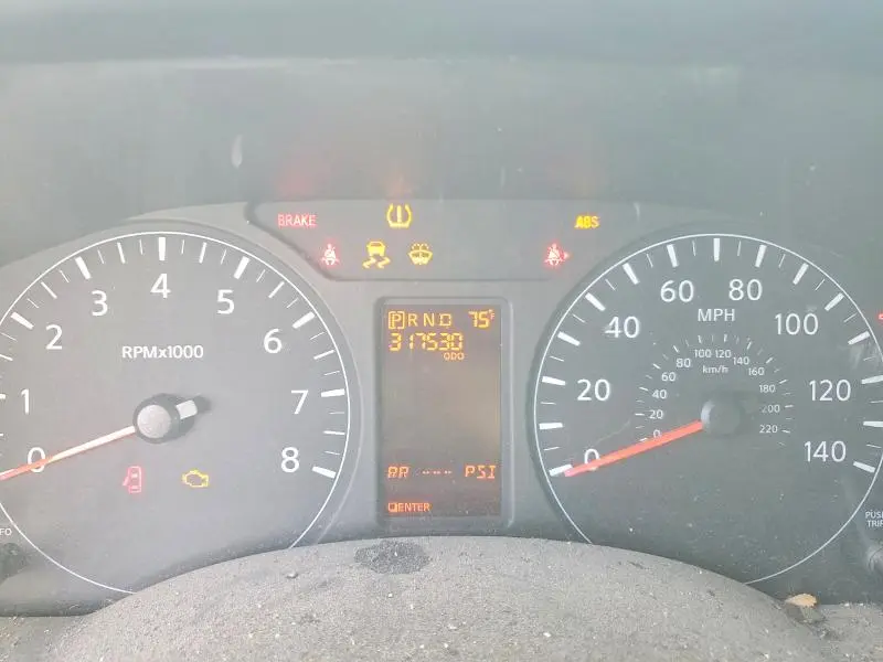 2012 NISSAN NV 2500  